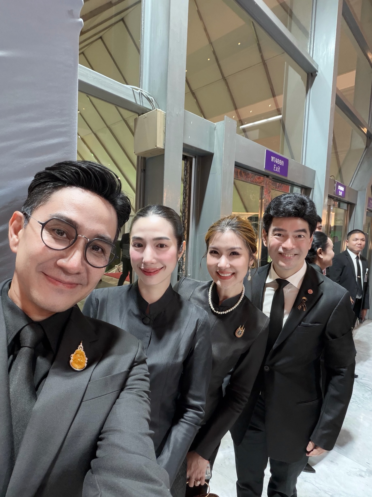 กัปตัน - ภูธเนศ หงษ์มานพ