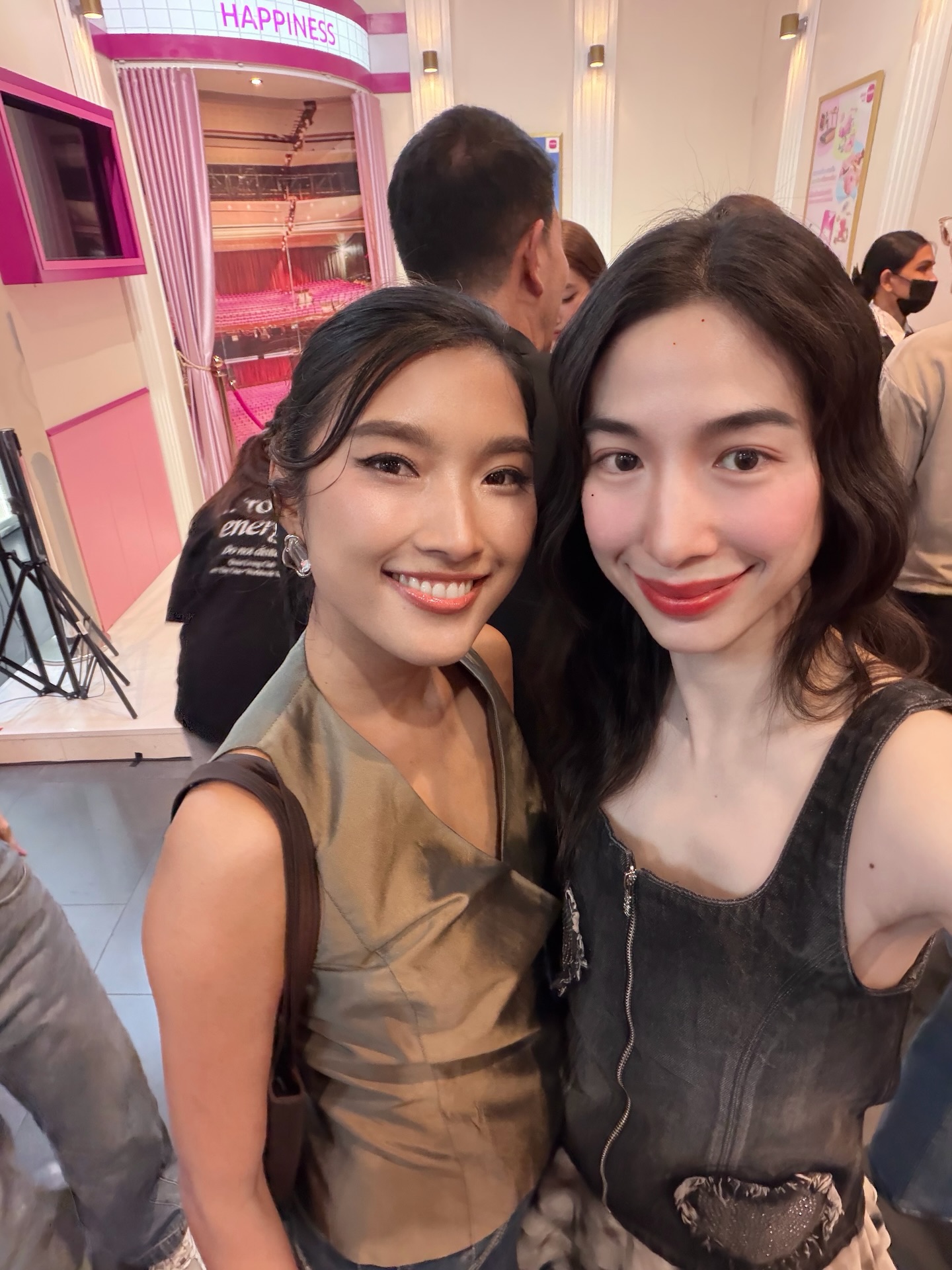 กัปตัน - ภูธเนศ หงษ์มานพ