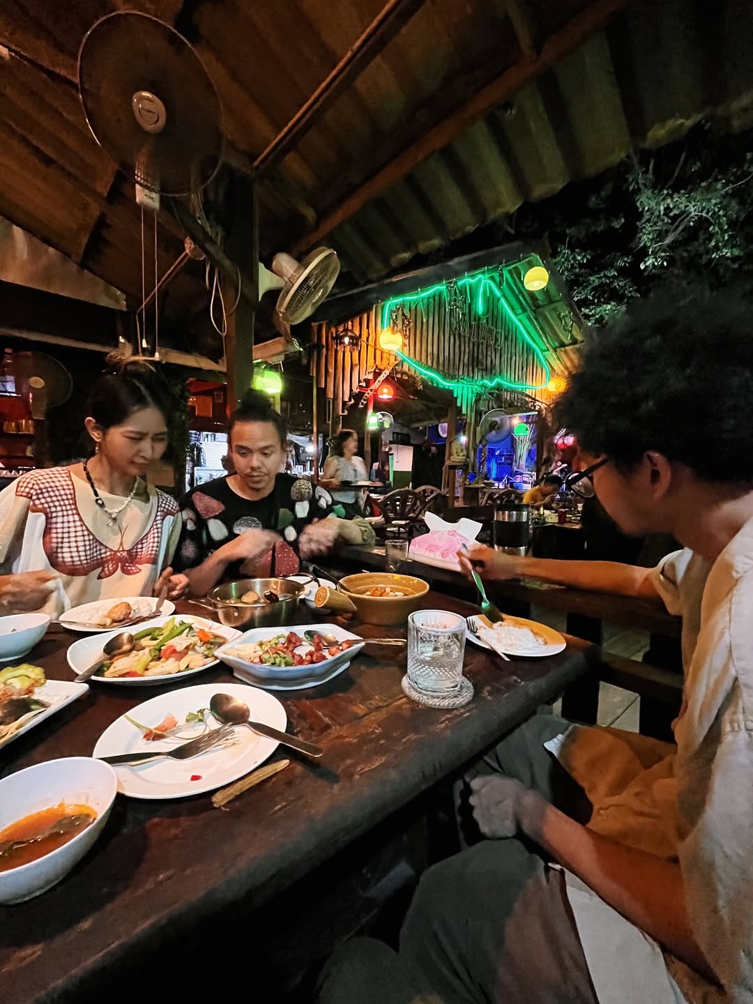 แม็กซ์ - ณัฐวุฒิ เจนมานะ