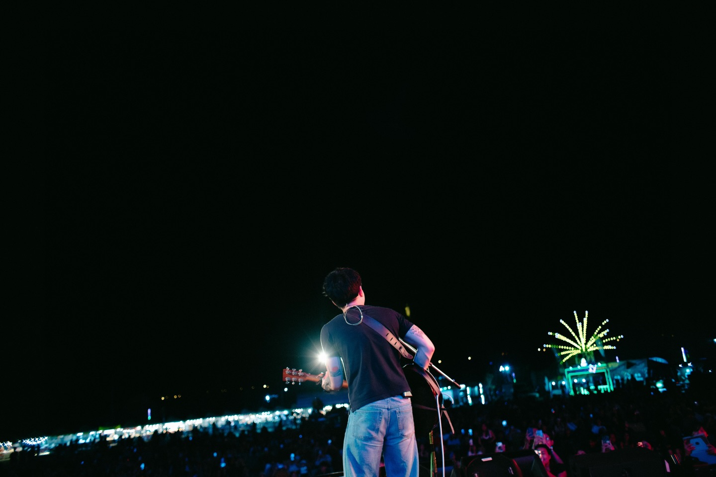 แม็กซ์ - ณัฐวุฒิ เจนมานะ