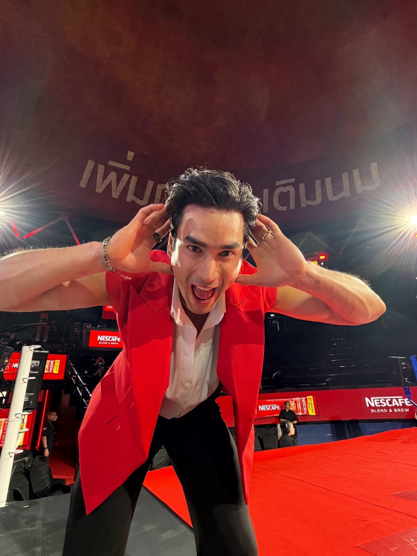 แบรี่ - ณเดชน์ คูกิมิยะ