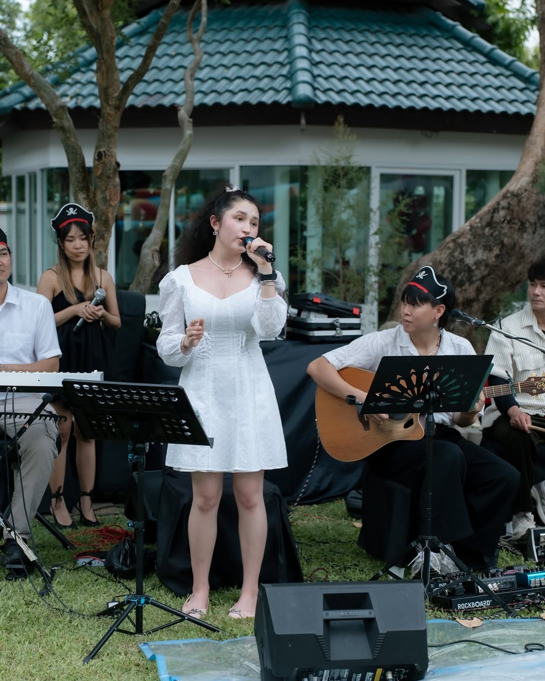 ขนมจีน - กุลมาศ ลิมปวุฒิวรานนท์