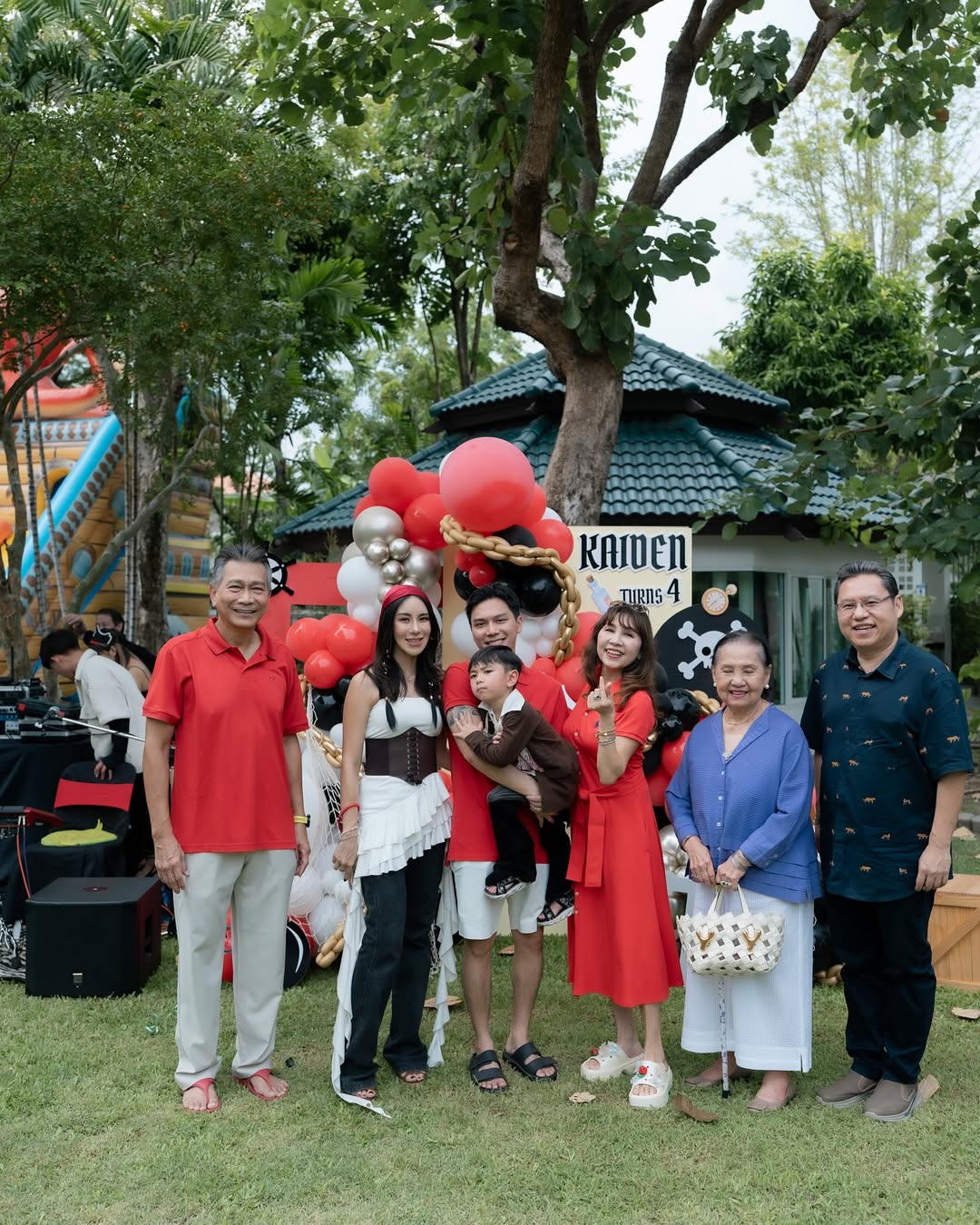 ขนมจีน - กุลมาศ ลิมปวุฒิวรานนท์