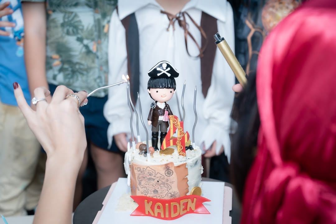 ขนมจีน - กุลมาศ ลิมปวุฒิวรานนท์