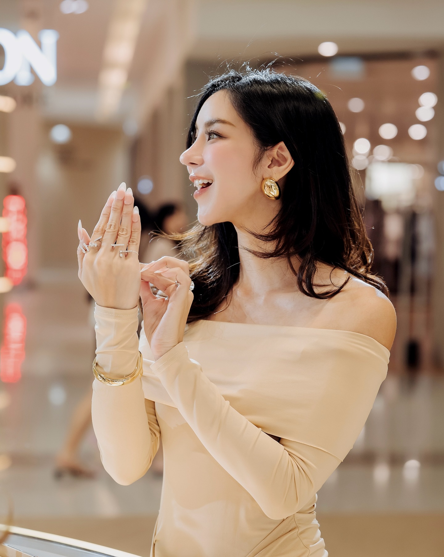 ขนมจีน - กุลมาศ ลิมปวุฒิวรานนท์