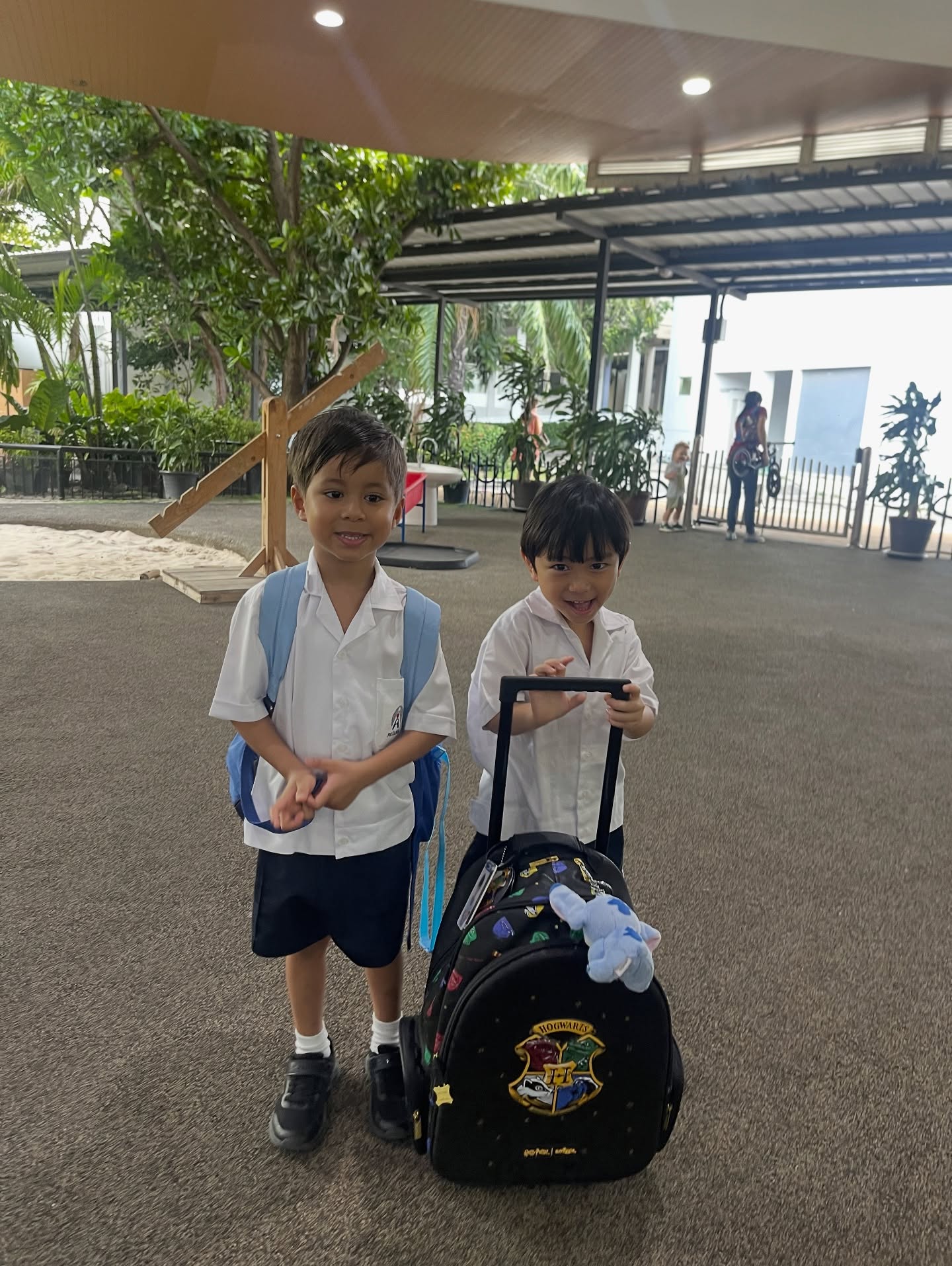 ขนมจีน - กุลมาศ ลิมปวุฒิวรานนท์