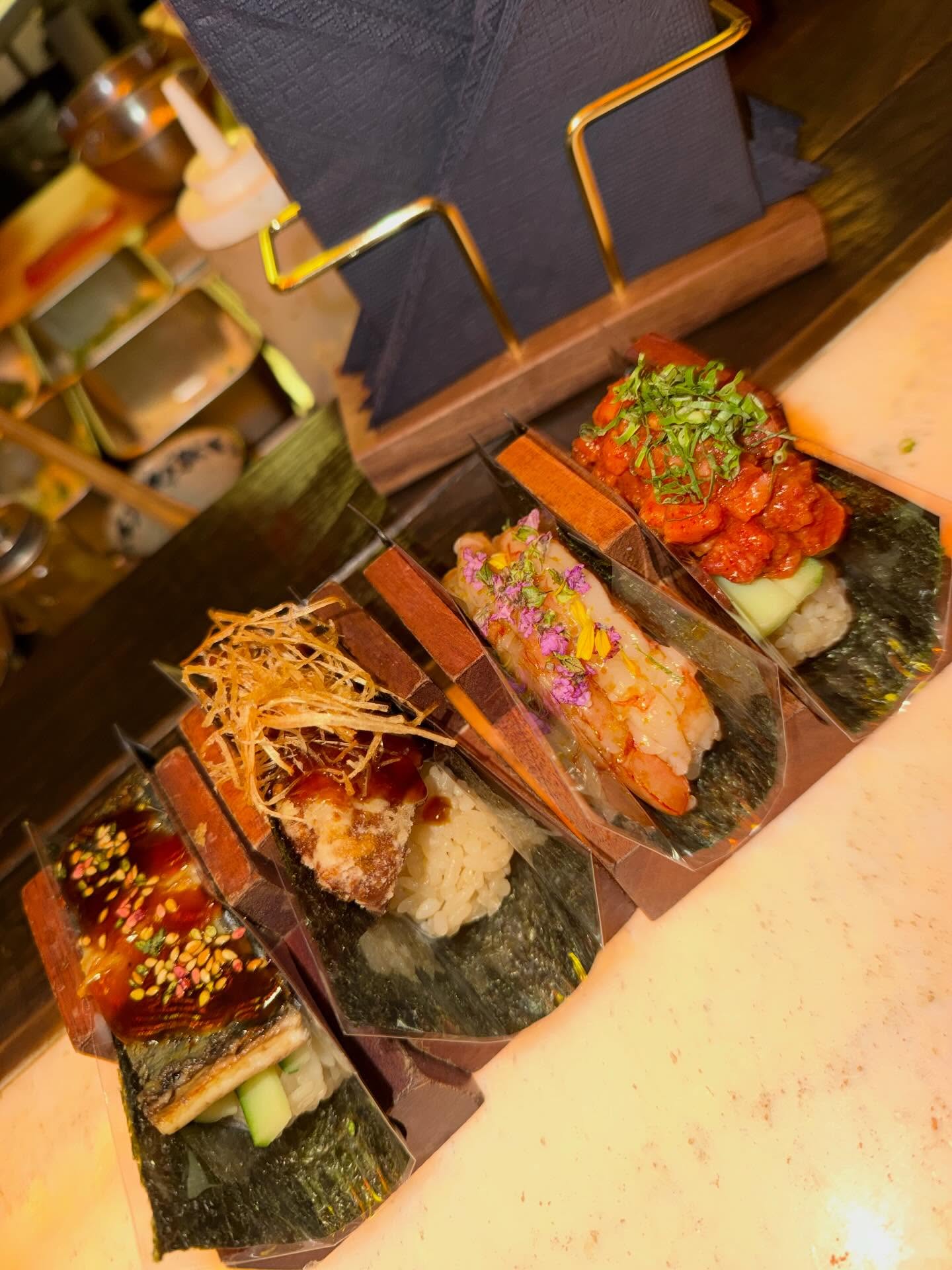 ขนมจีน - กุลมาศ ลิมปวุฒิวรานนท์