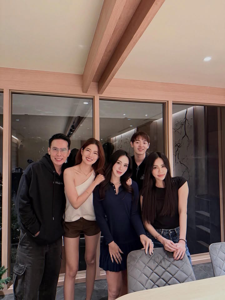 ขนมจีน - กุลมาศ ลิมปวุฒิวรานนท์