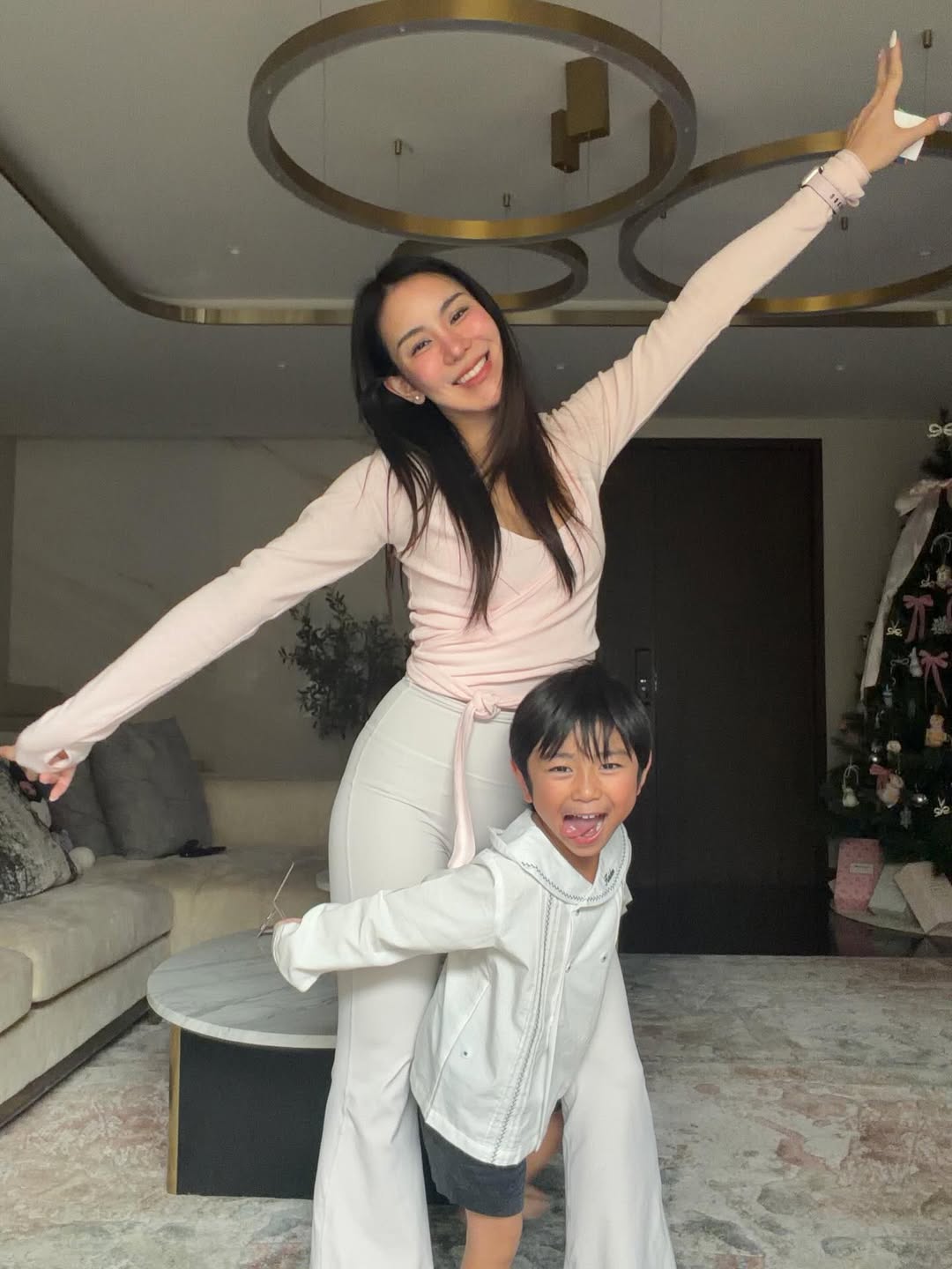 ขนมจีน - กุลมาศ ลิมปวุฒิวรานนท์