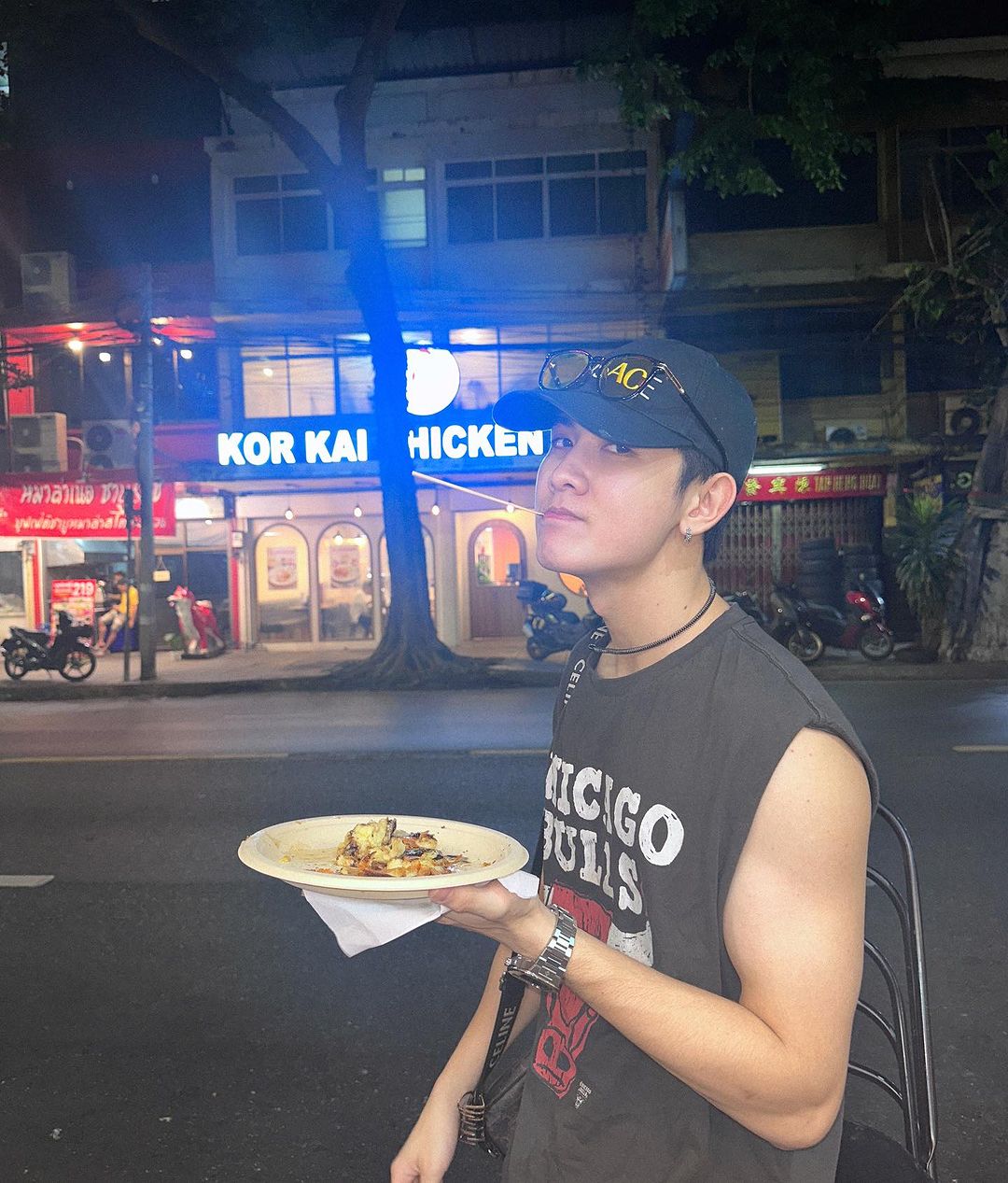 บอนซ์ - ณดล ล้ำประเสริฐ
