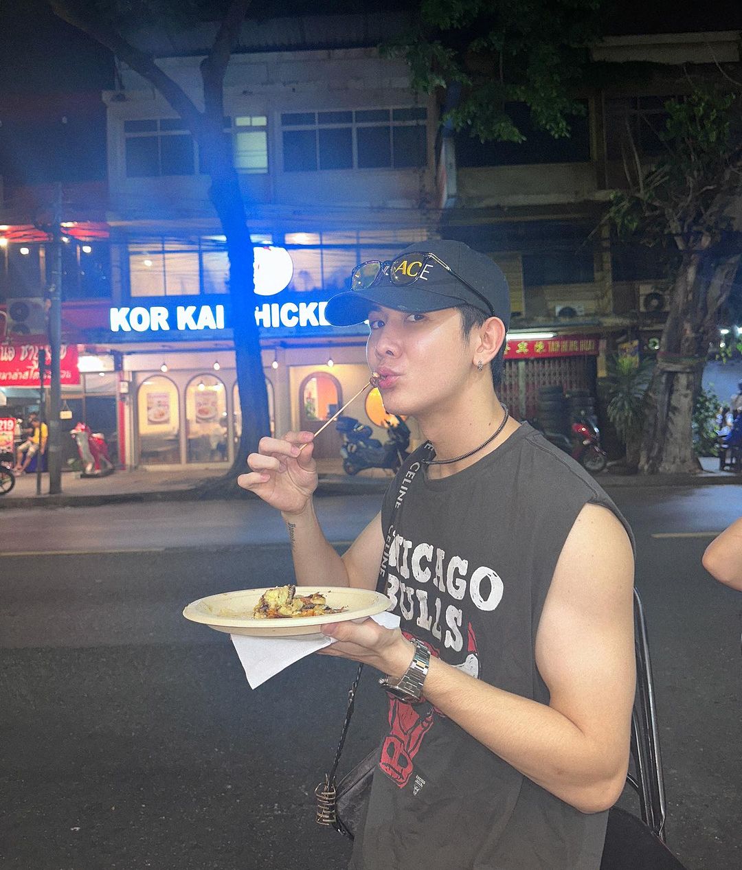 บอนซ์ - ณดล ล้ำประเสริฐ