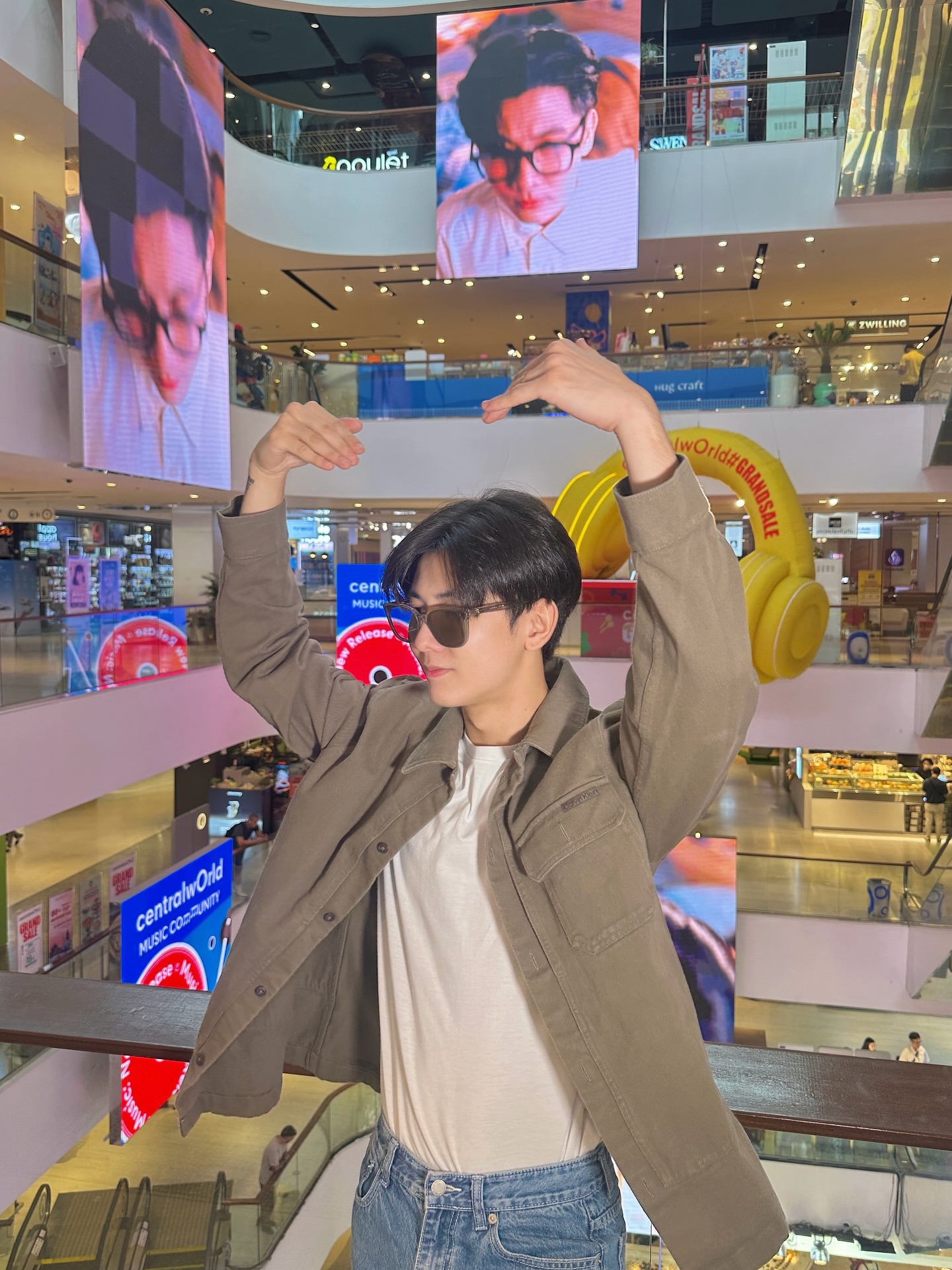 บอนซ์ - ณดล ล้ำประเสริฐ