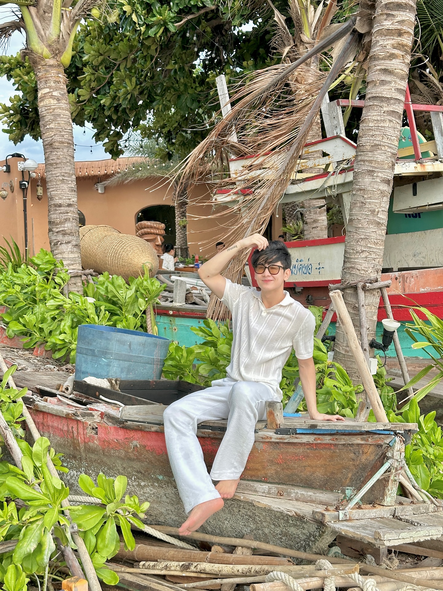 บอนซ์ - ณดล ล้ำประเสริฐ