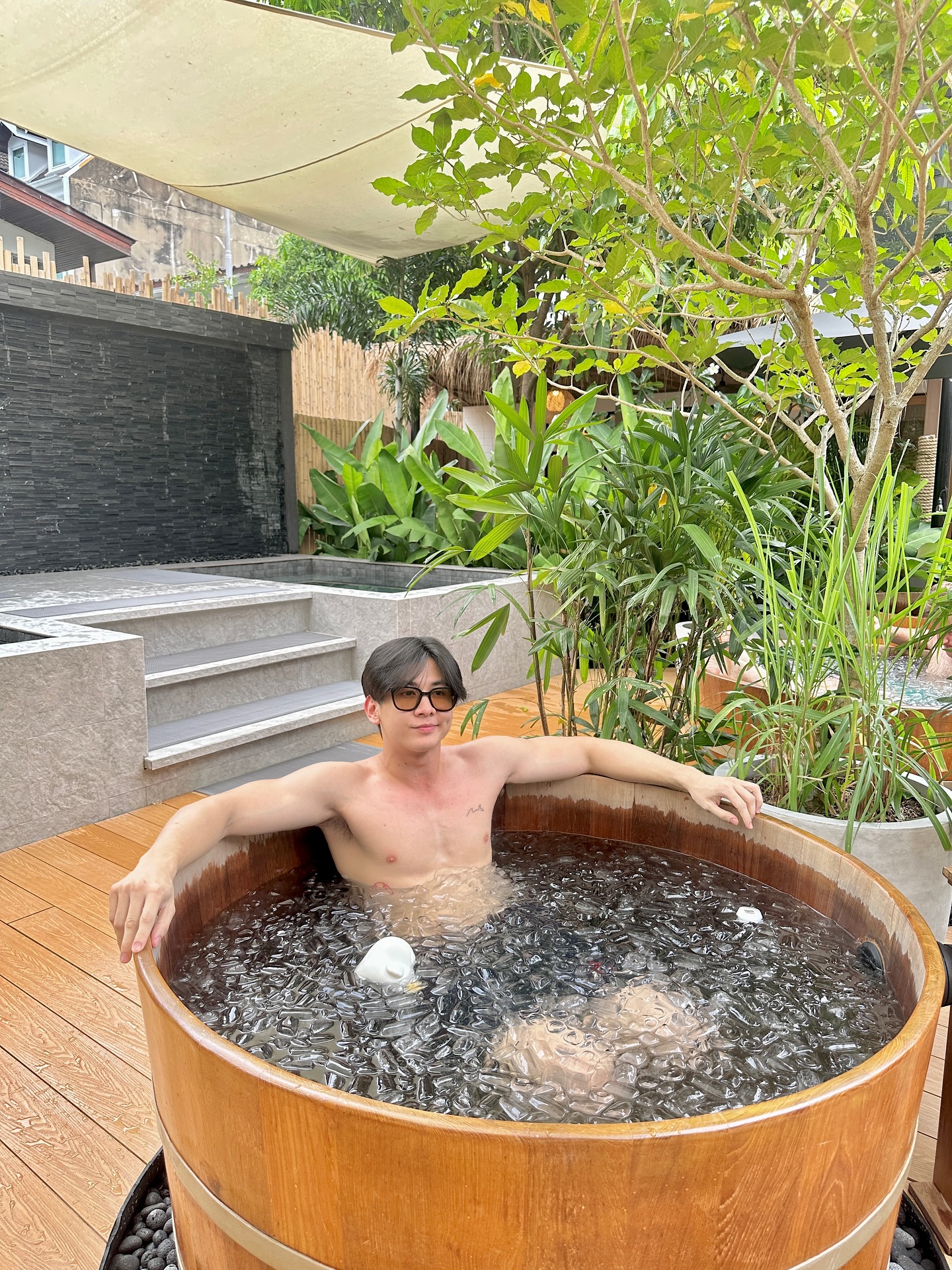 บอนซ์ - ณดล ล้ำประเสริฐ