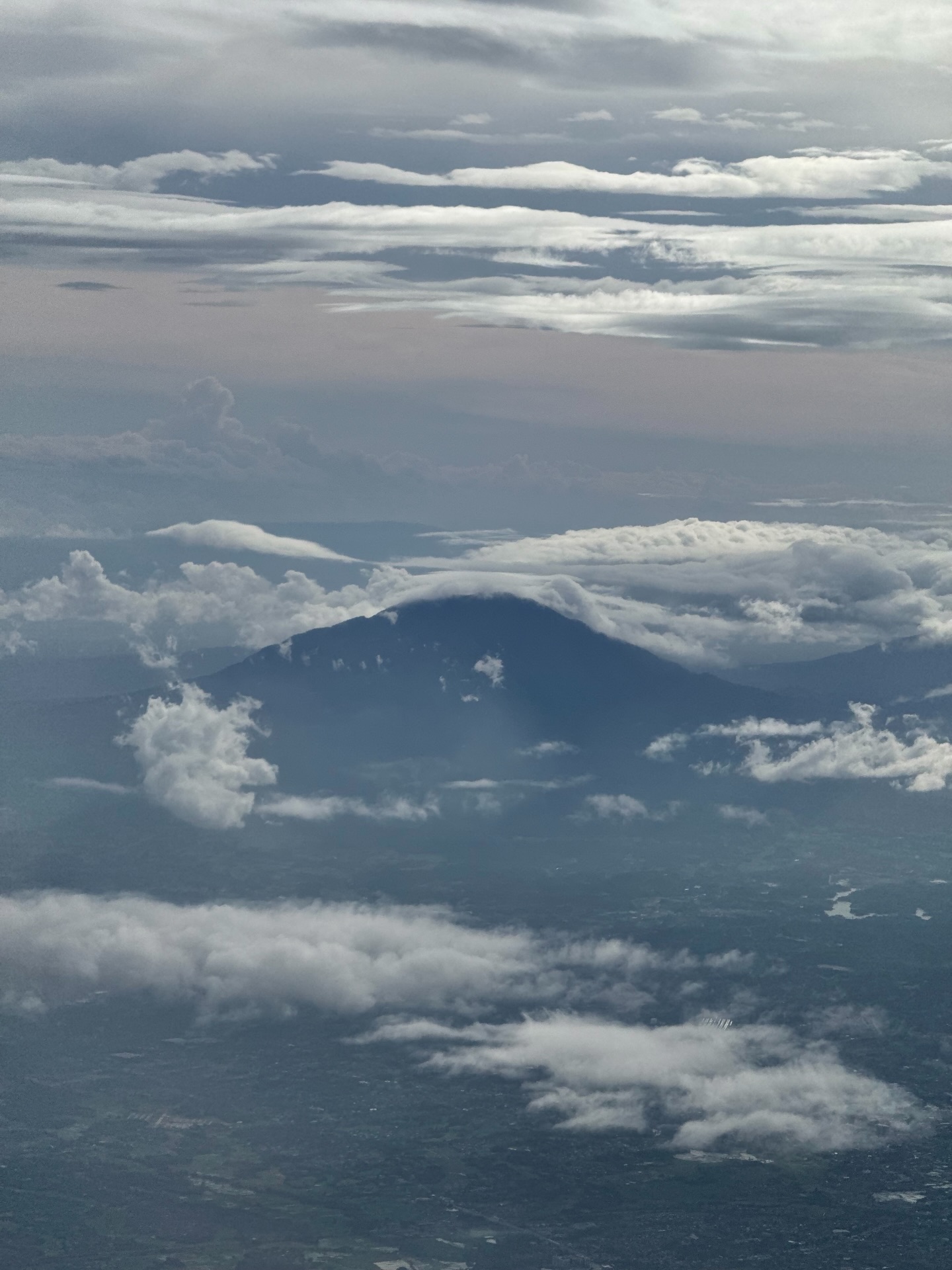 บอนซ์ - ณดล ล้ำประเสริฐ