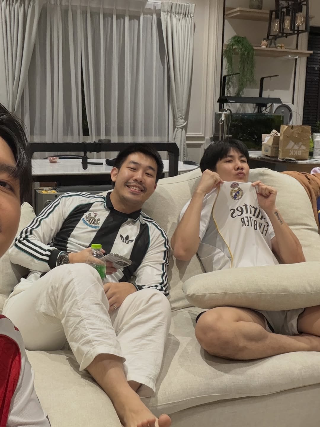 บอนซ์ - ณดล ล้ำประเสริฐ