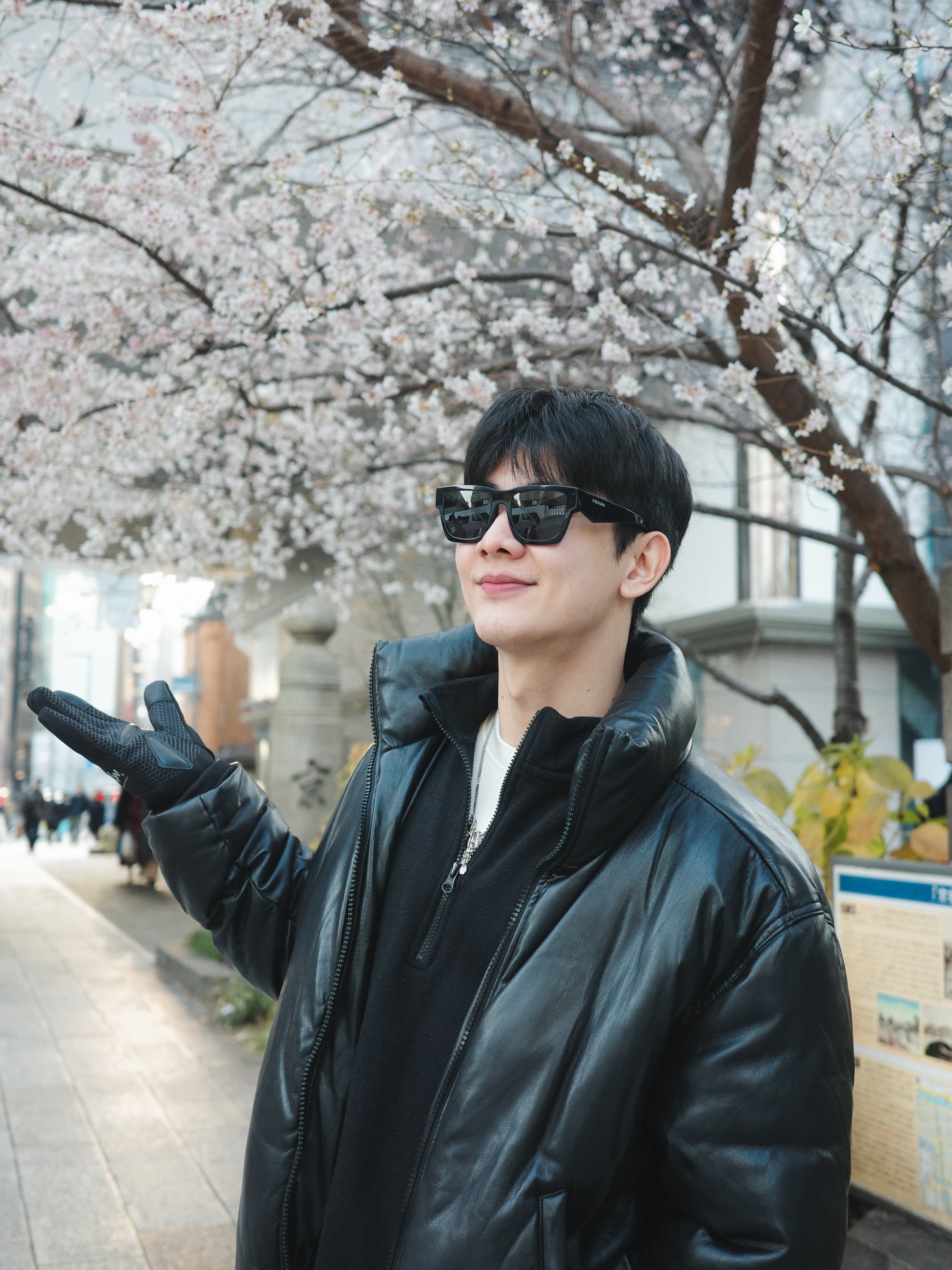 บอนซ์ - ณดล ล้ำประเสริฐ