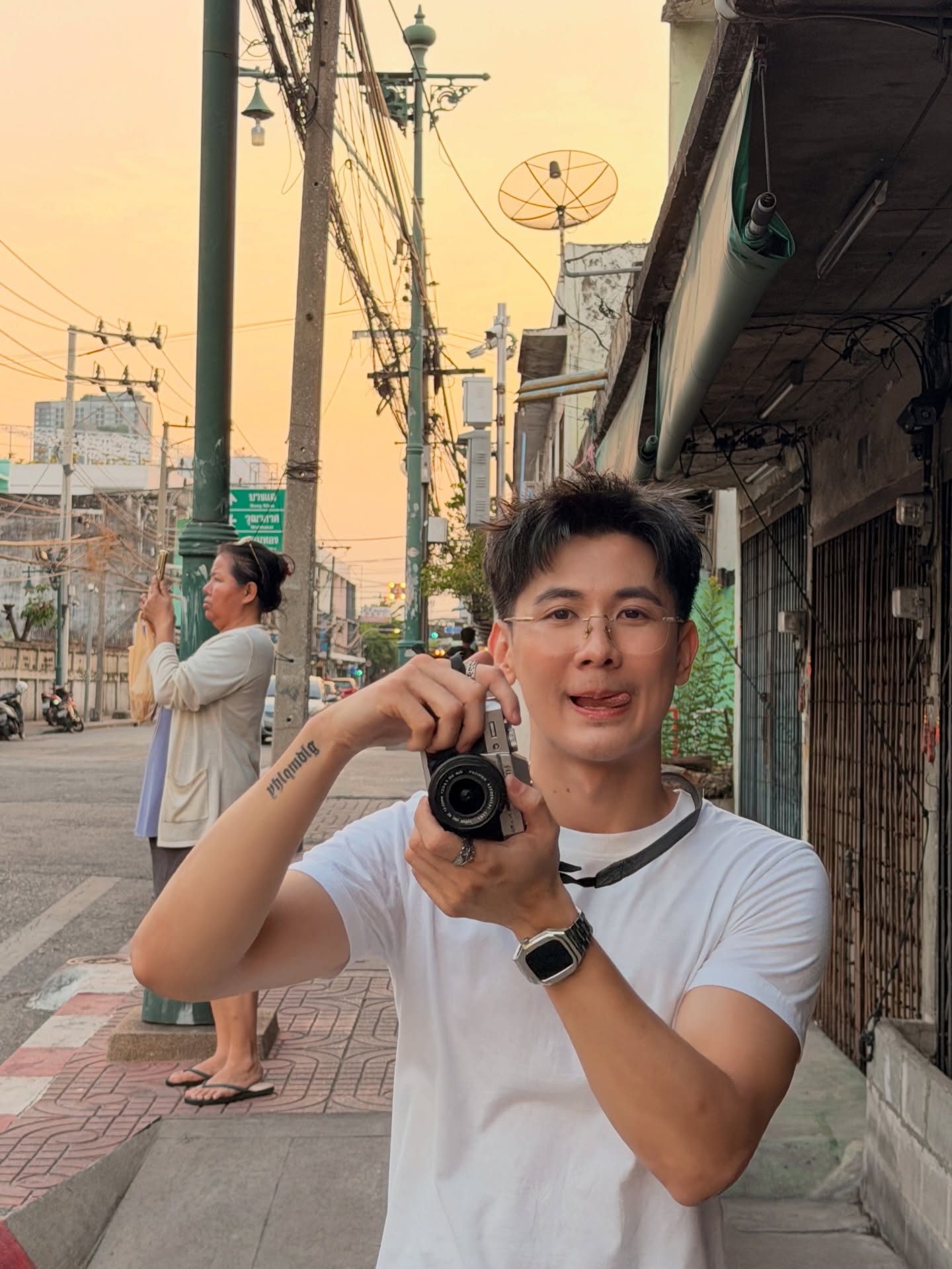 บอนซ์ - ณดล ล้ำประเสริฐ
