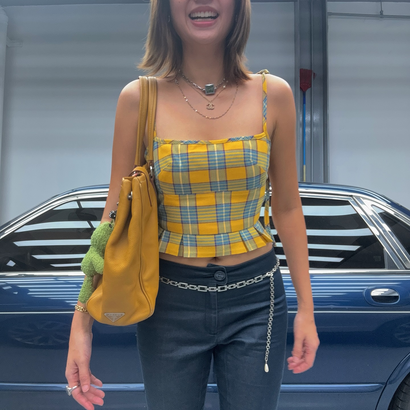 เมทัล สุขขาว