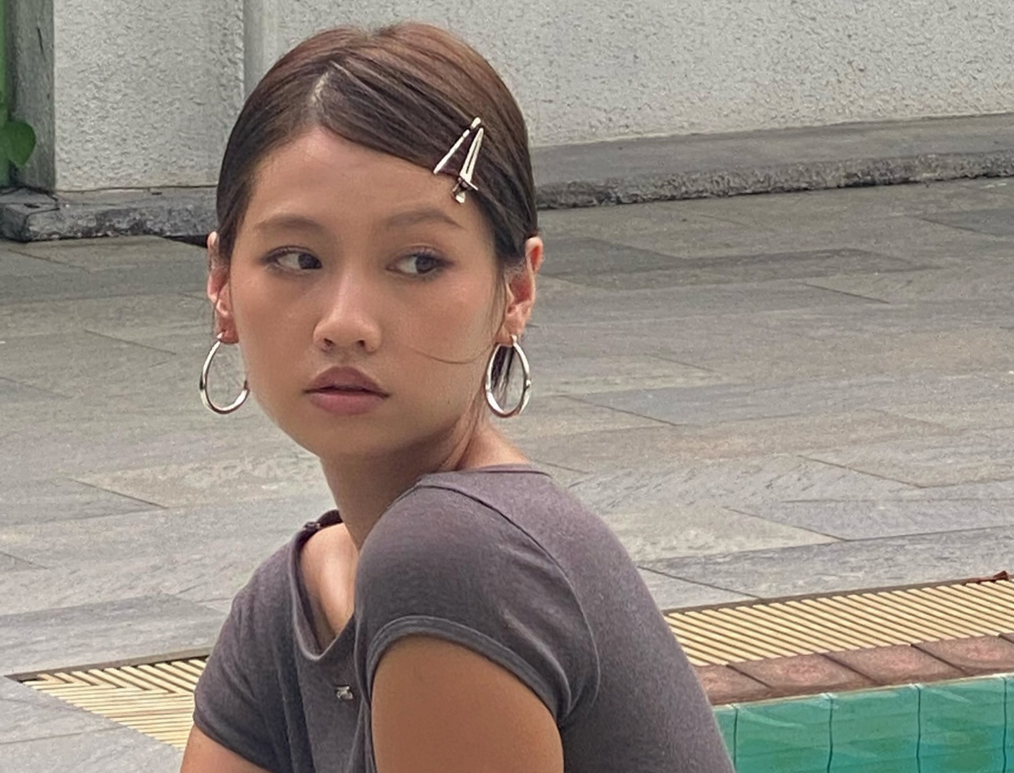 เมทัล สุขขาว