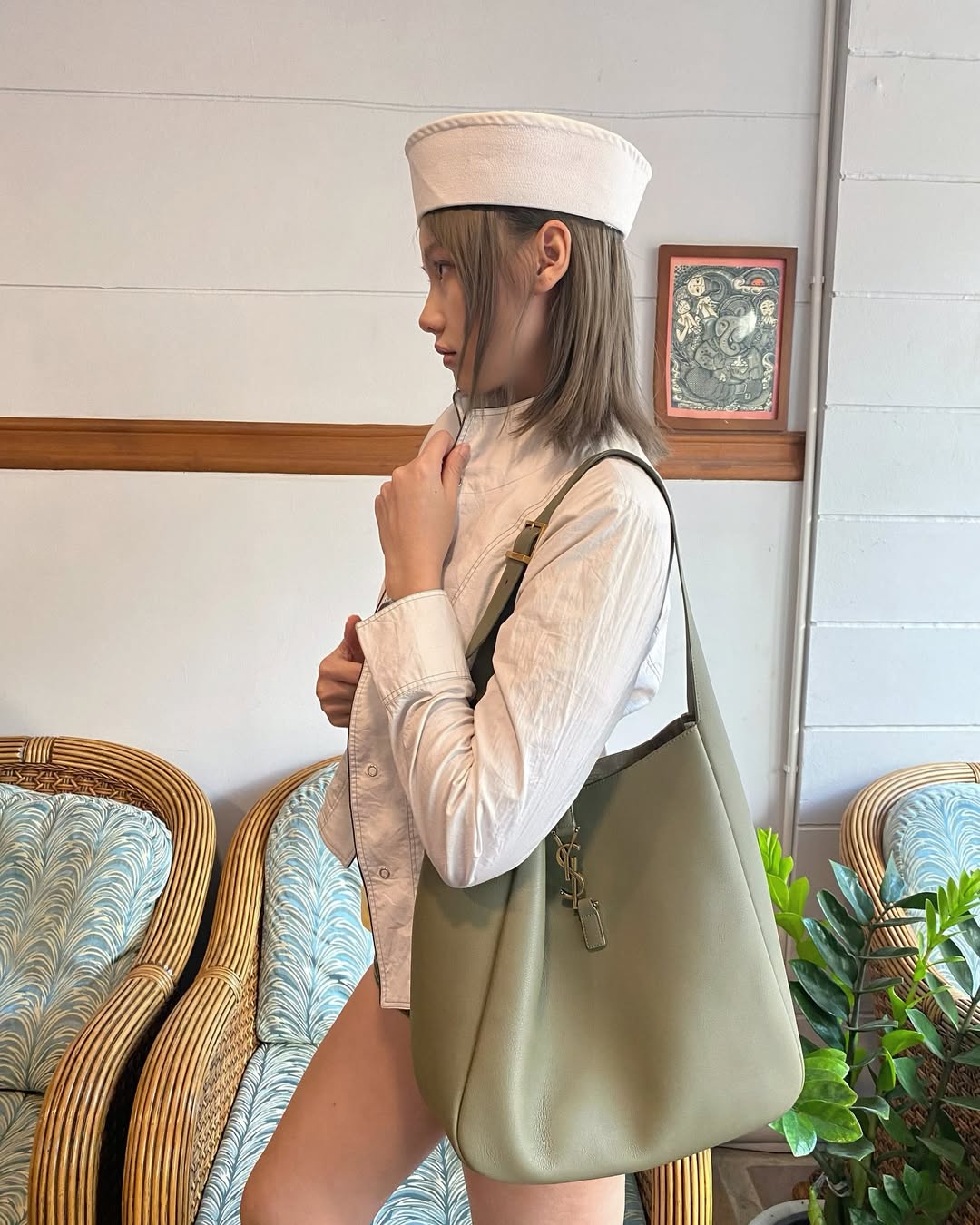 เมทัล สุขขาว