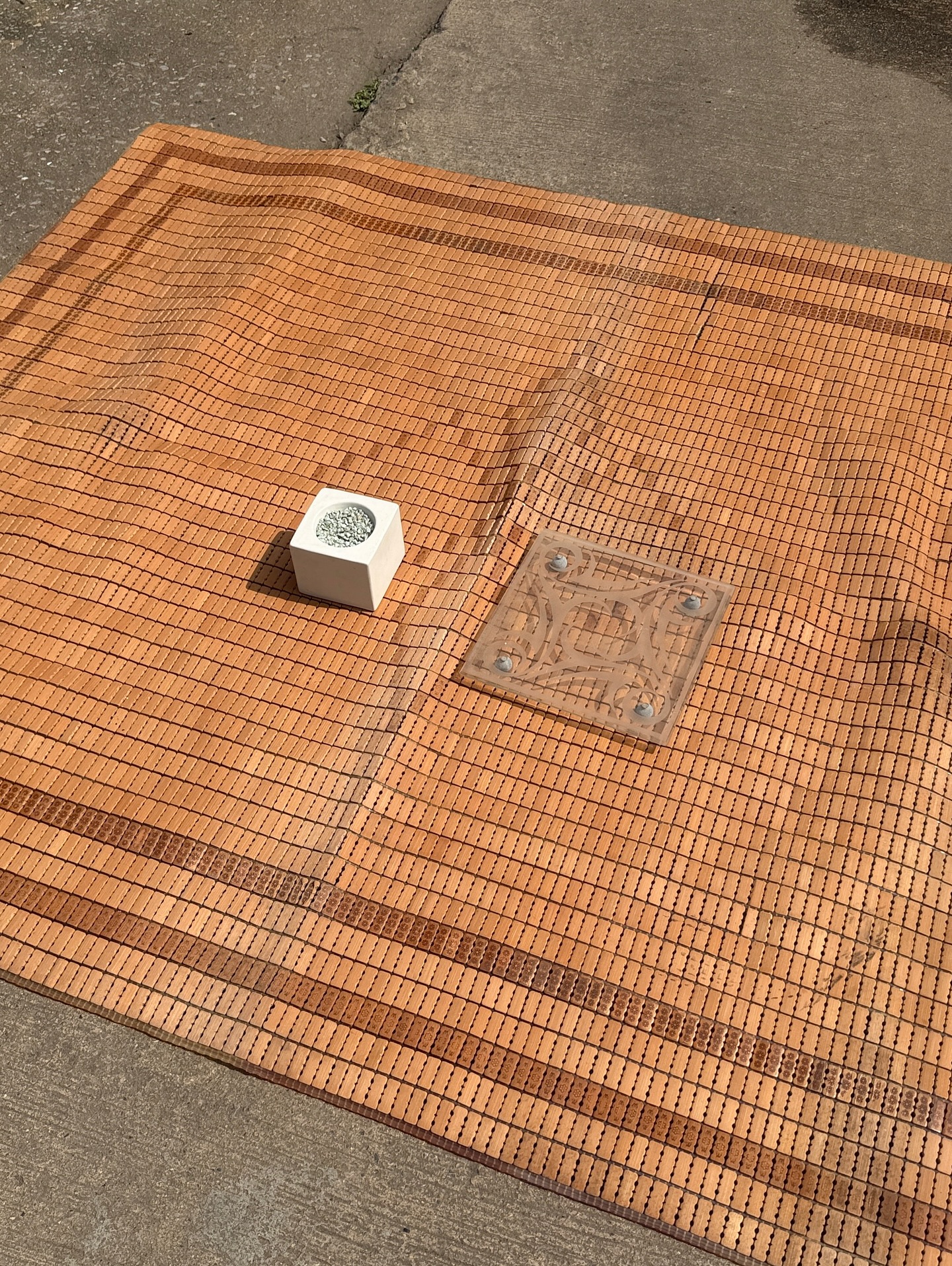 เมทัล สุขขาว