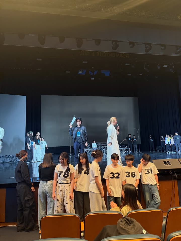 เมทัล สุขขาว