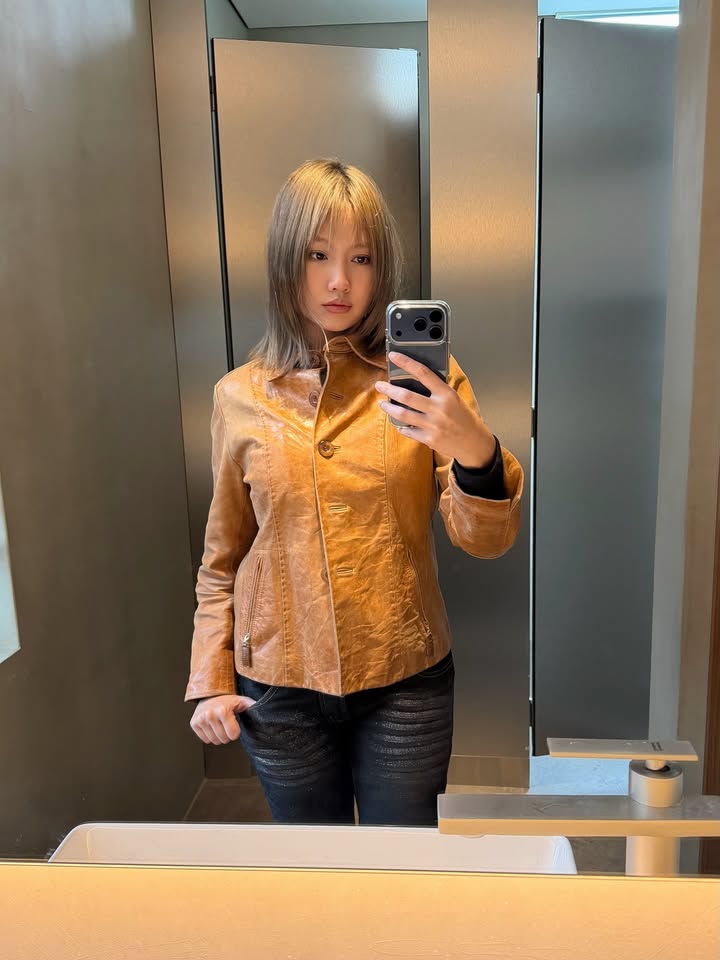 เมทัล สุขขาว