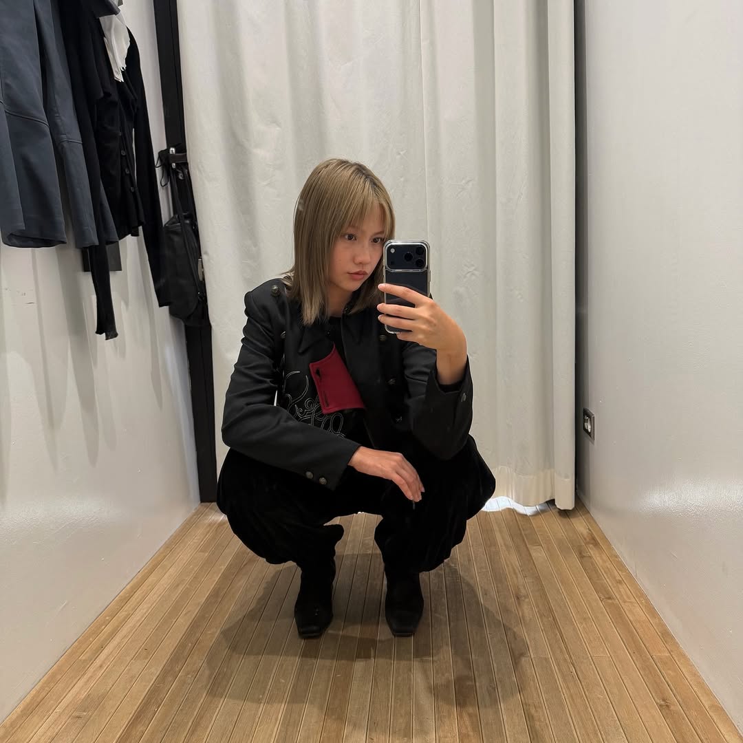 เมทัล สุขขาว