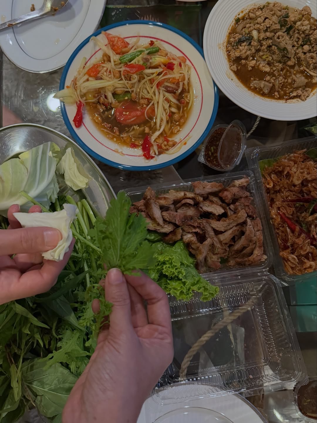 เมทัล สุขขาว