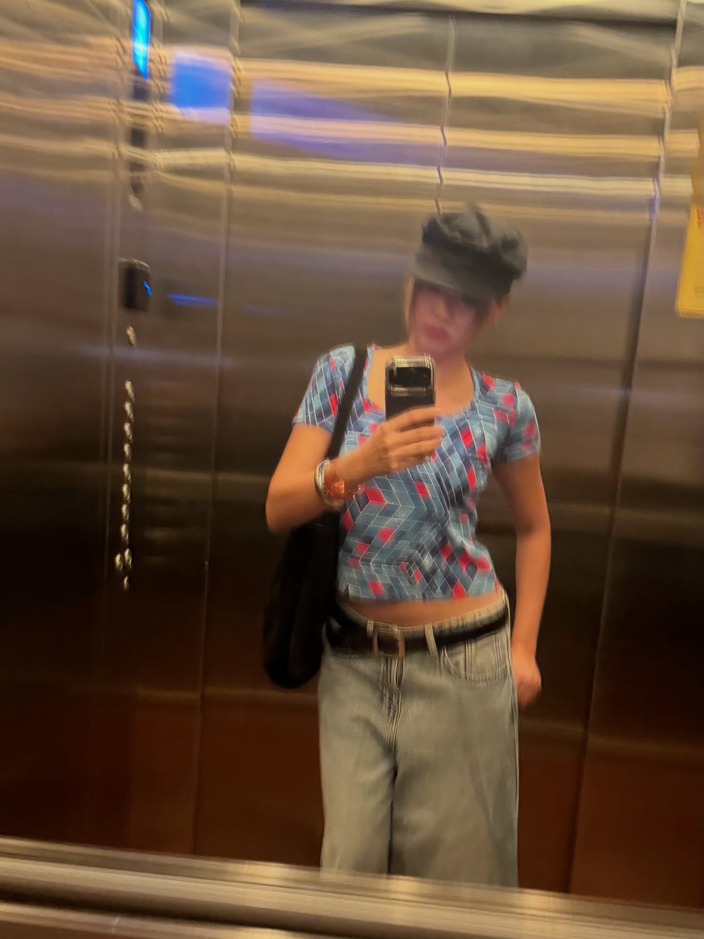 เมทัล สุขขาว