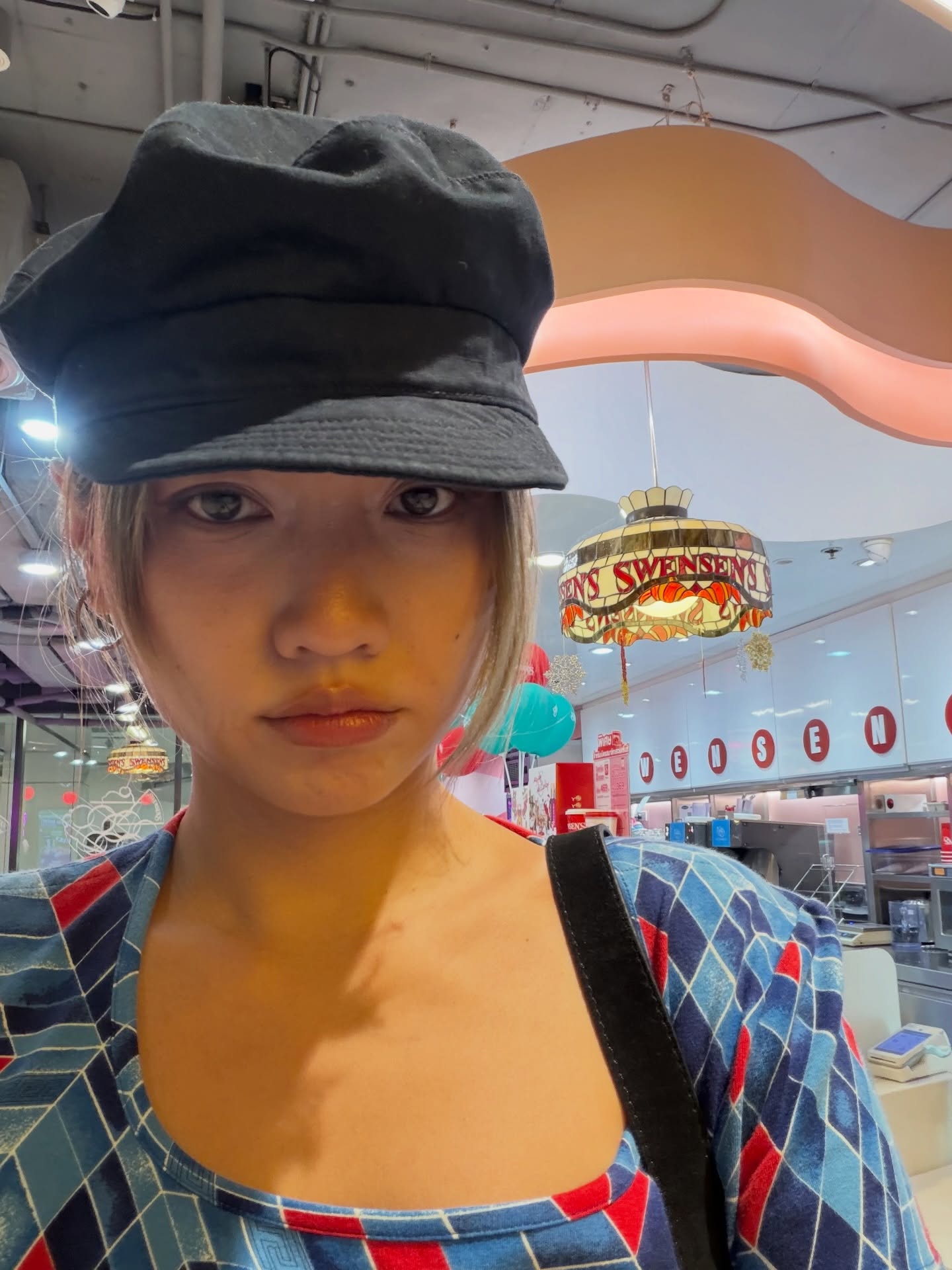 เมทัล สุขขาว