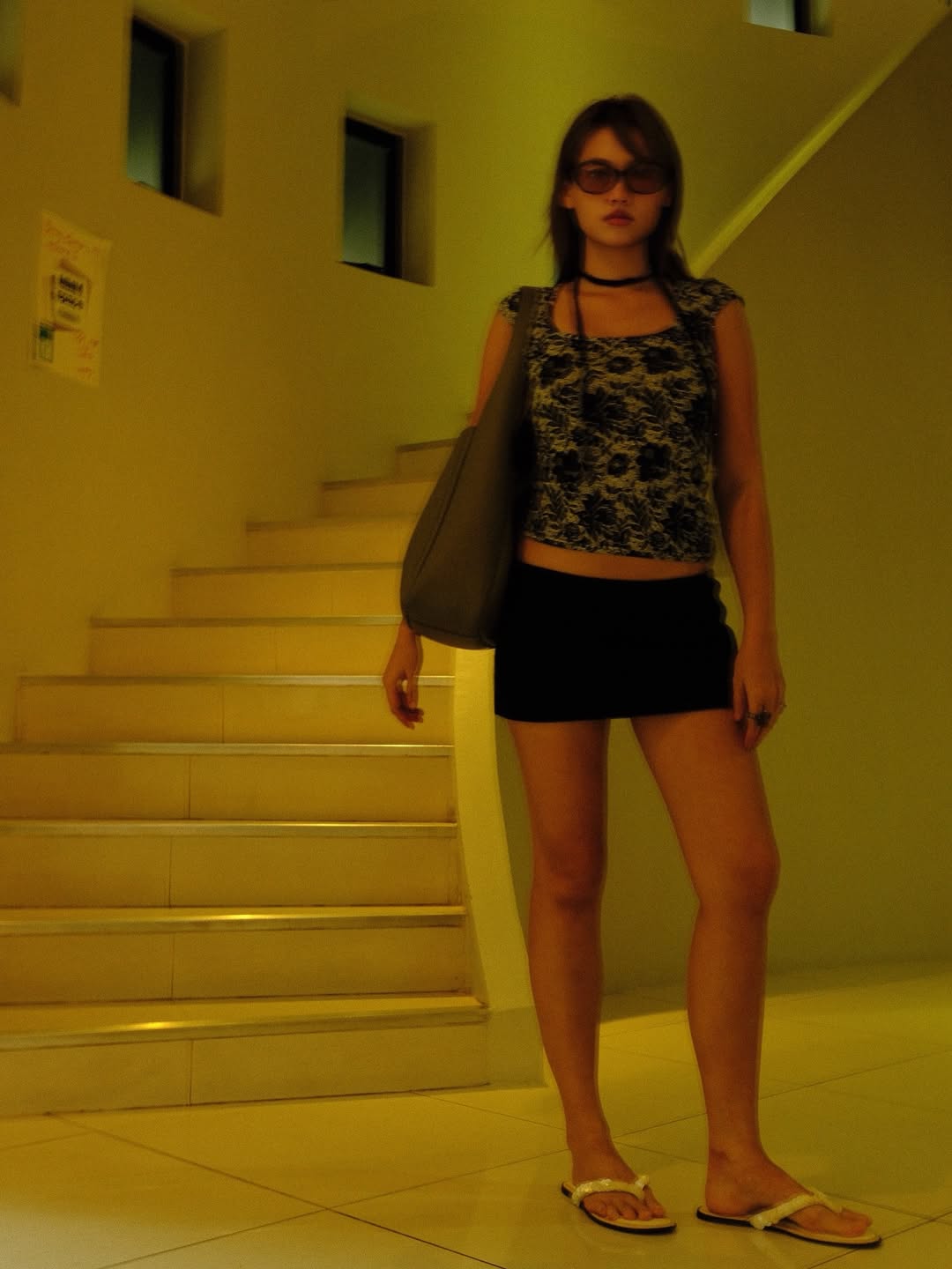 เมทัล สุขขาว