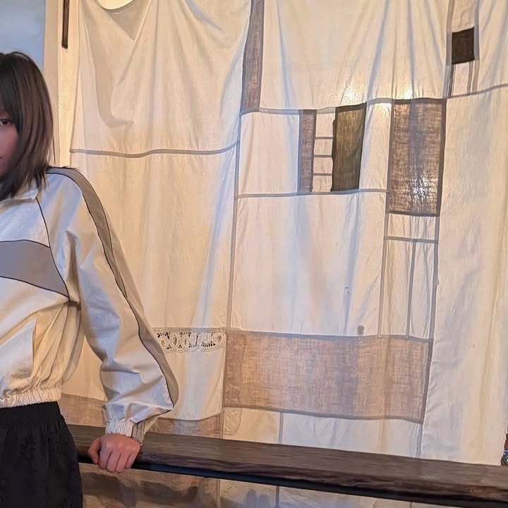 เมทัล สุขขาว