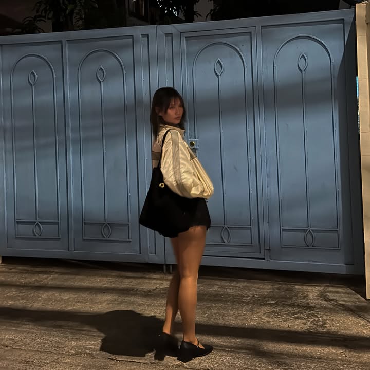 เมทัล สุขขาว