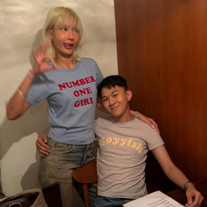 เมทัล สุขขาว