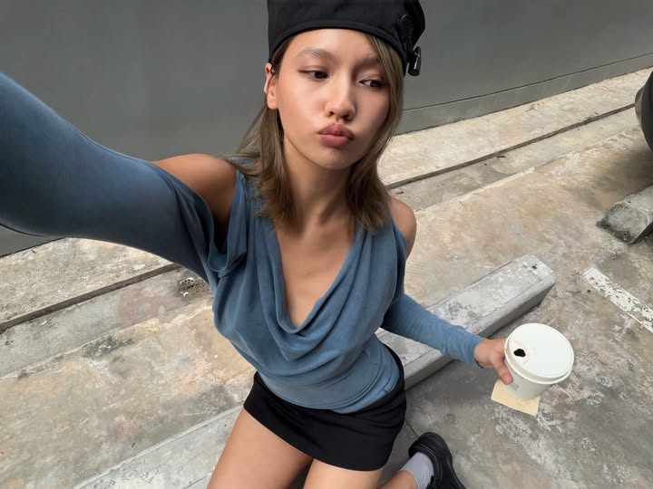 เมทัล สุขขาว