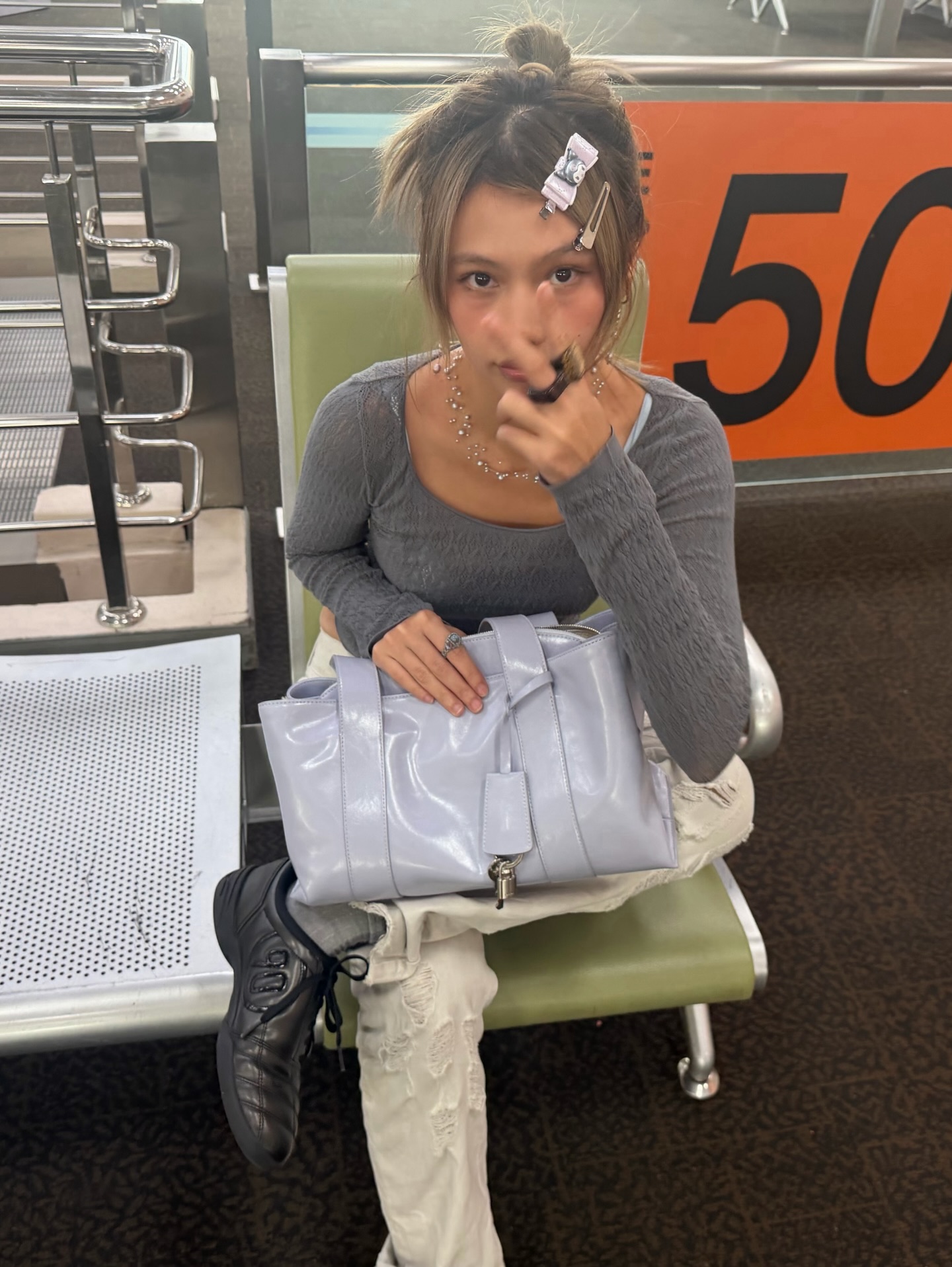 เมทัล สุขขาว