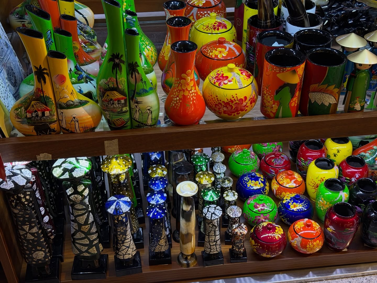 เมทัล สุขขาว