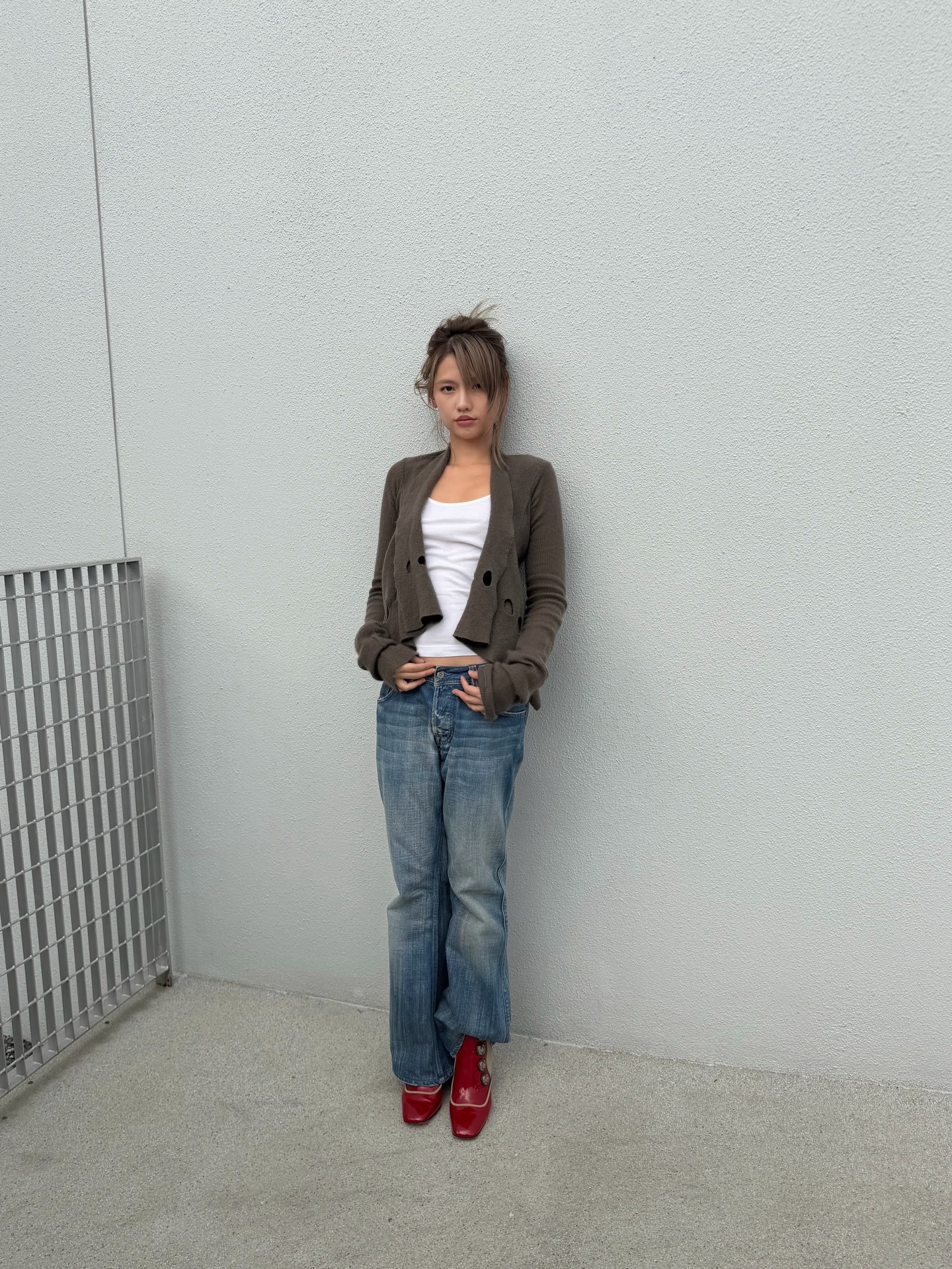 เมทัล สุขขาว