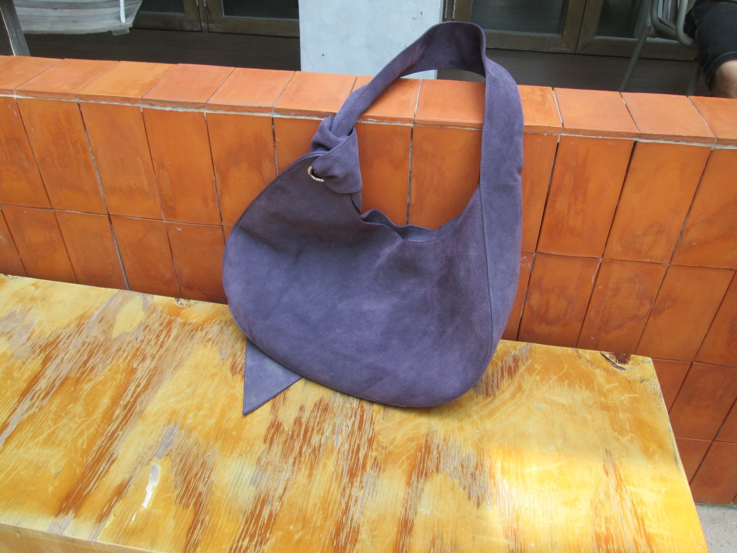 เมทัล สุขขาว