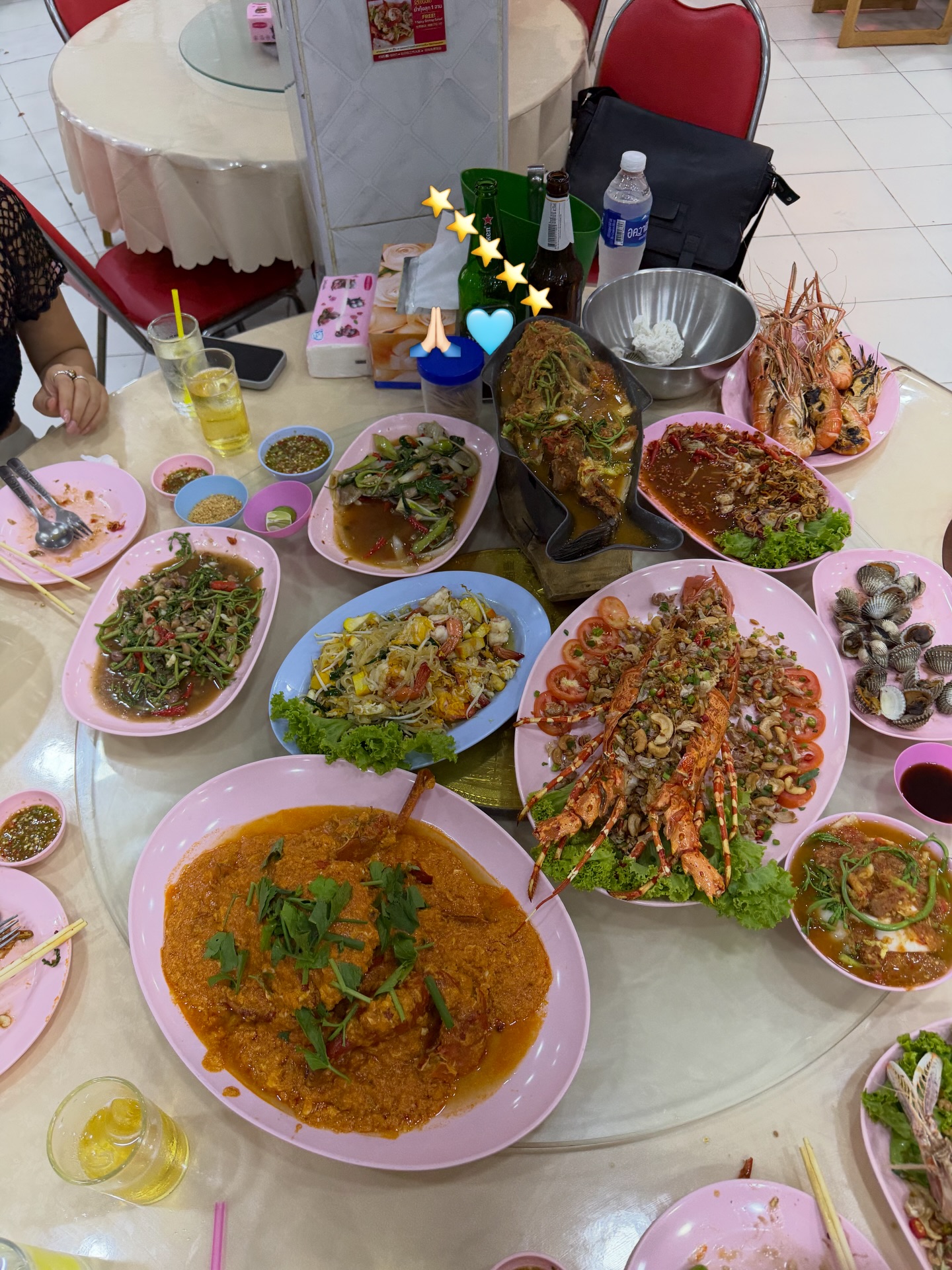 เมทัล สุขขาว