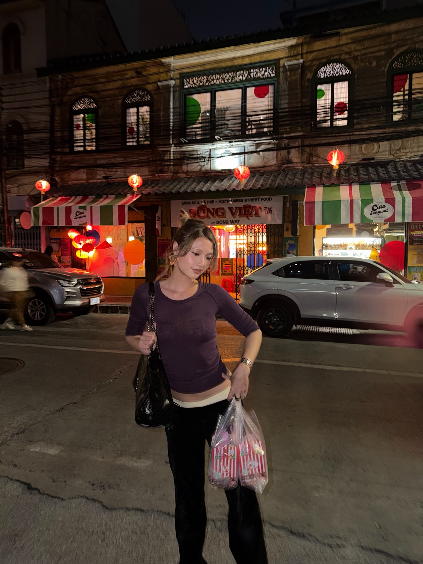 เมทัล สุขขาว