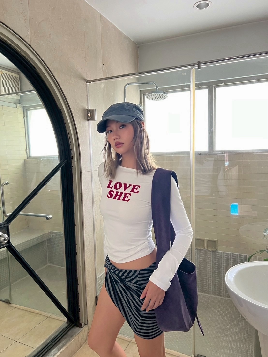 เมทัล สุขขาว