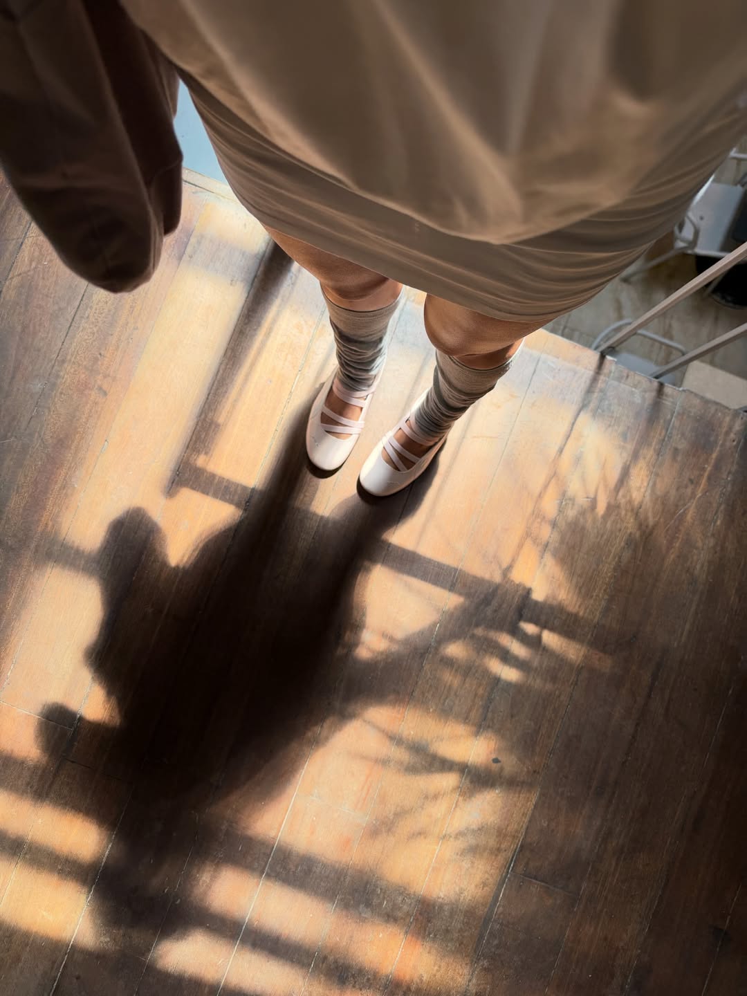 เมทัล สุขขาว