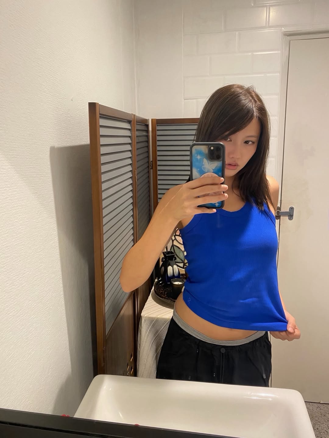 เมทัล สุขขาว