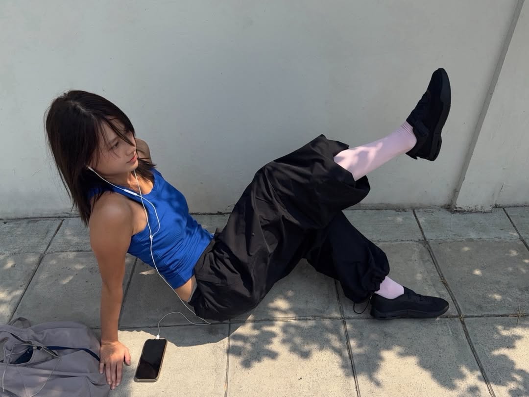 เมทัล สุขขาว