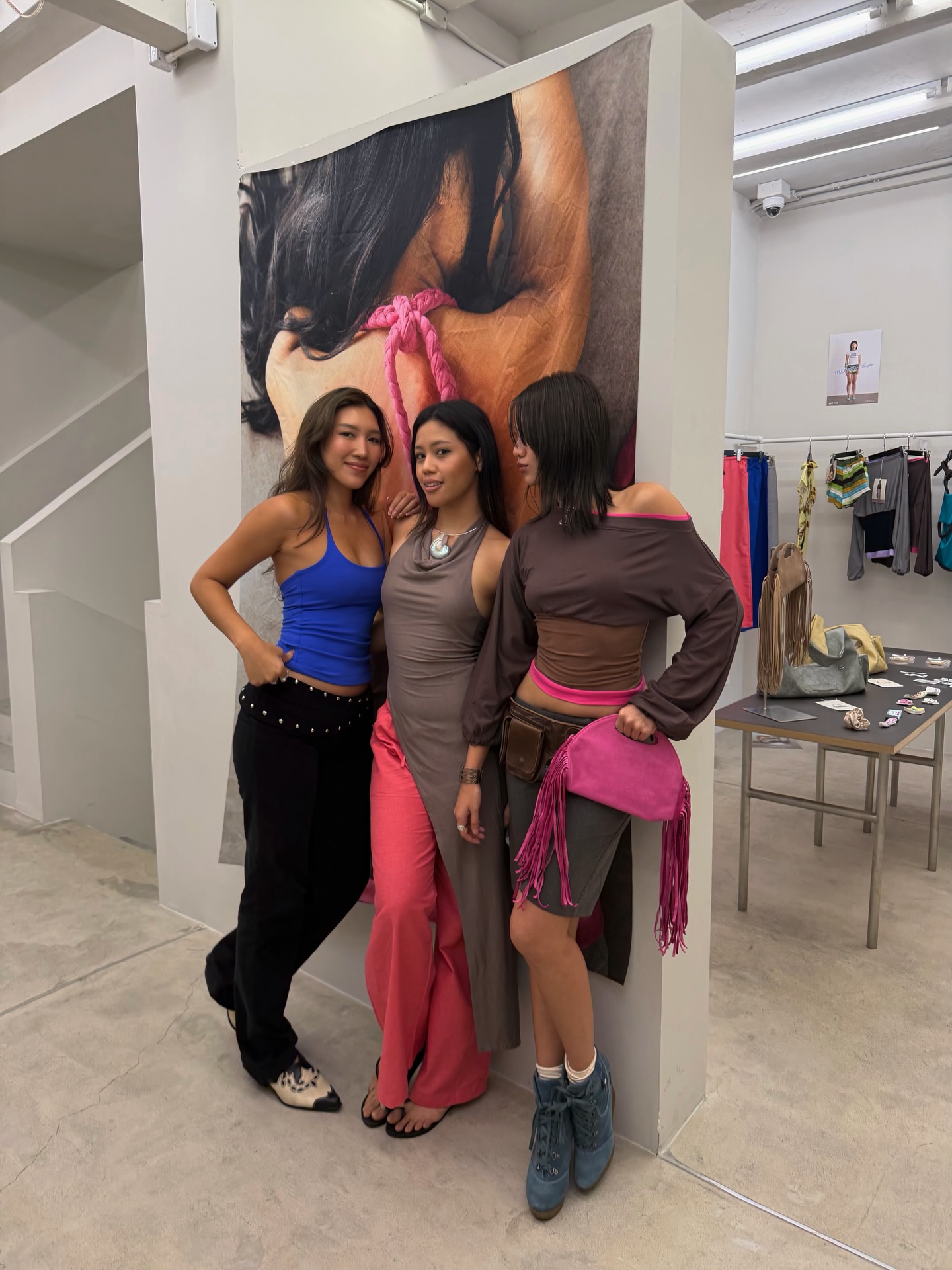 เมทัล สุขขาว