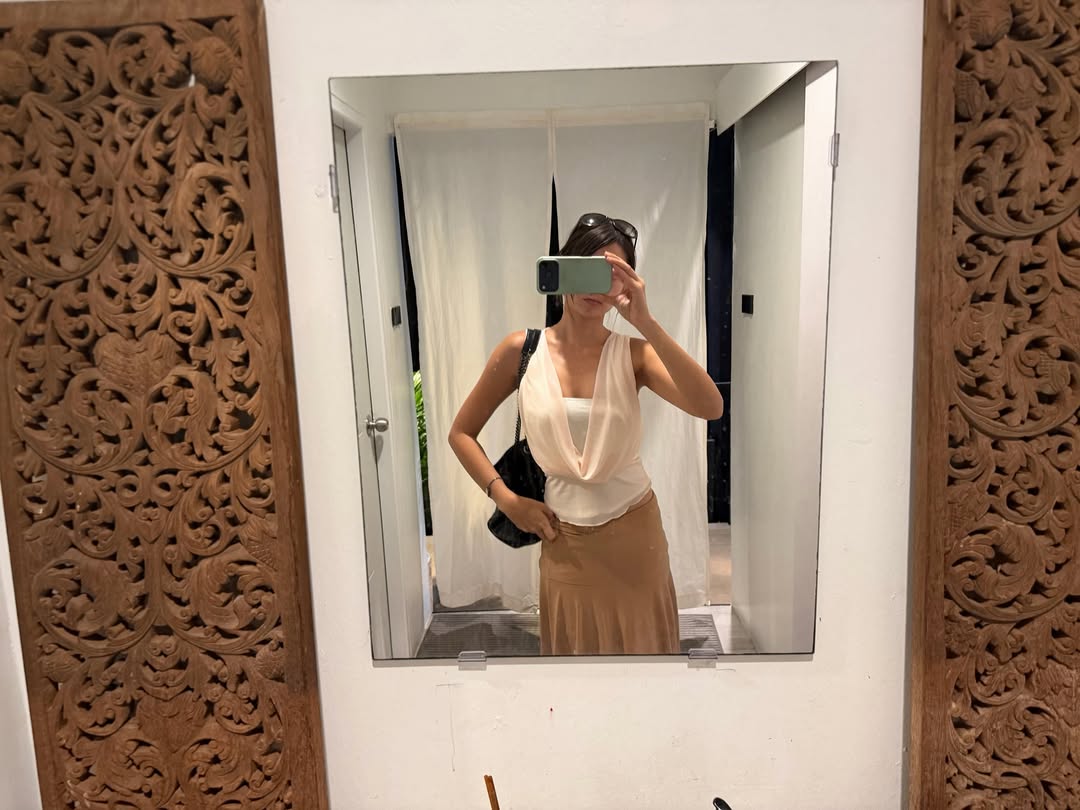 เมทัล สุขขาว