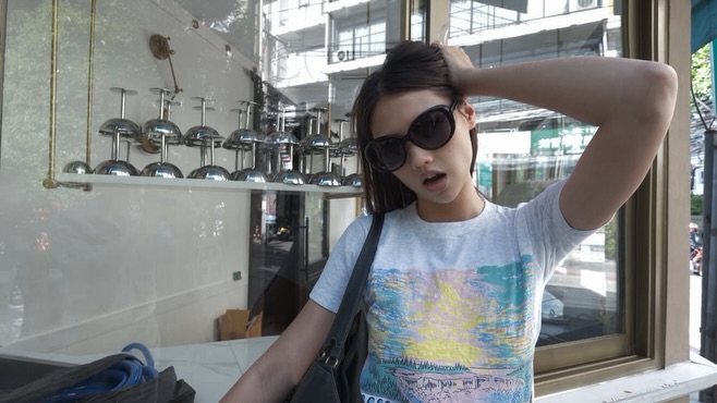 เมทัล สุขขาว